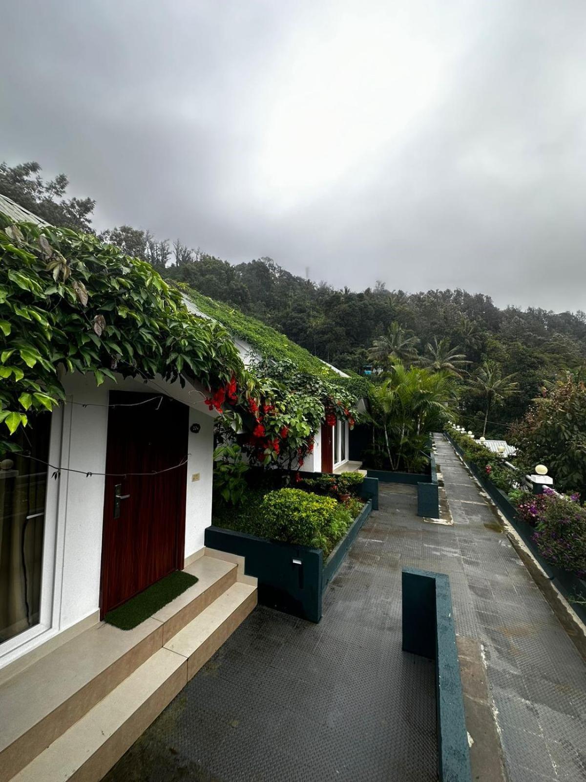 Munnar Tea Hills Resort - Mthr Extérieur photo