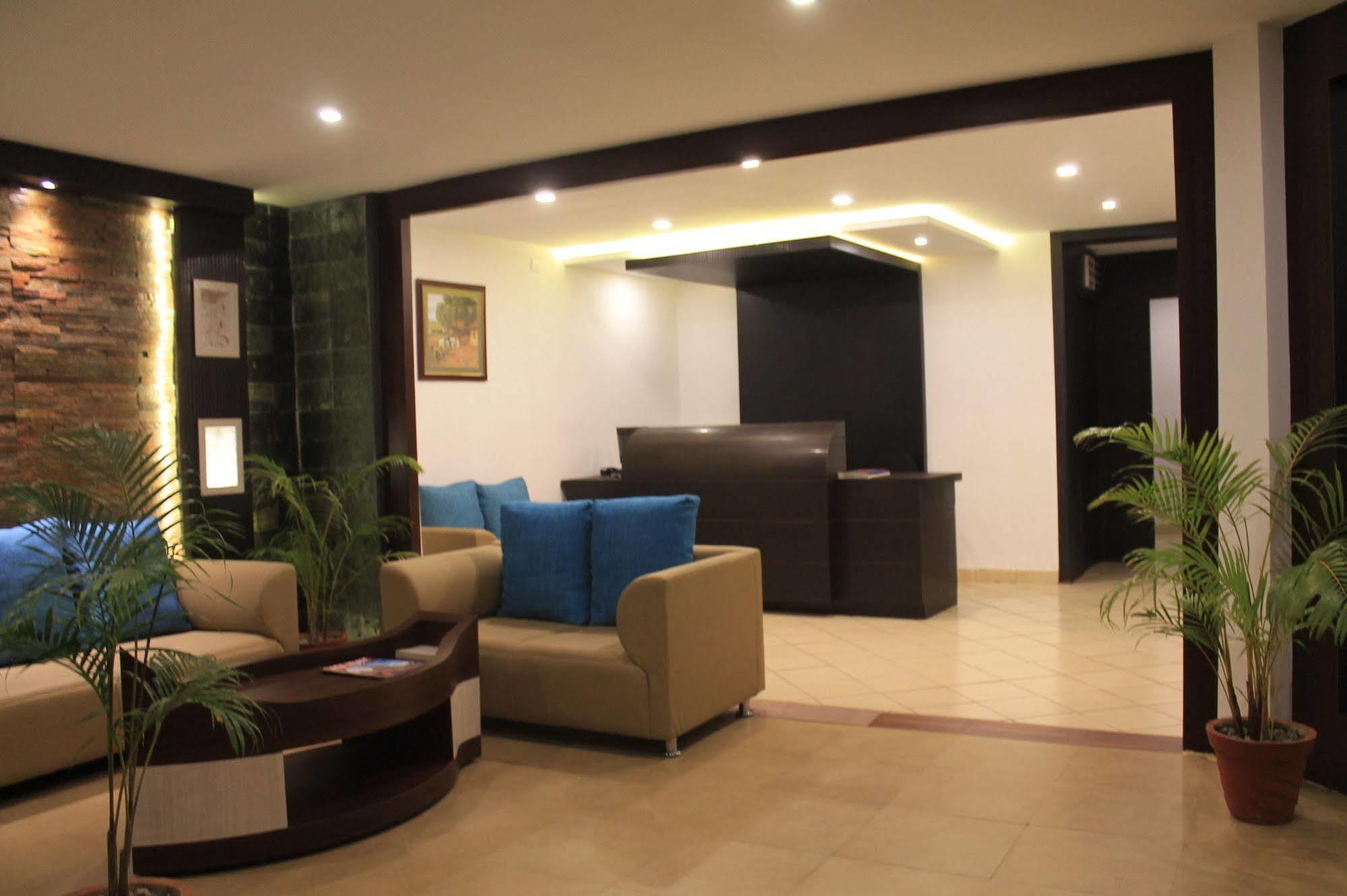 Munnar Tea Hills Resort - Mthr Extérieur photo