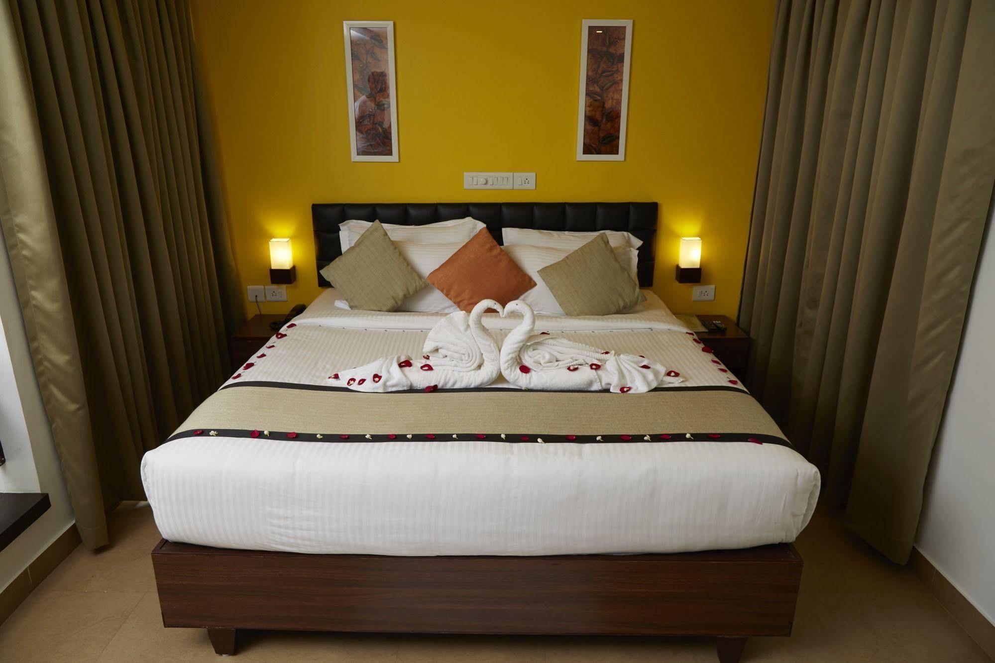 Munnar Tea Hills Resort - Mthr Extérieur photo